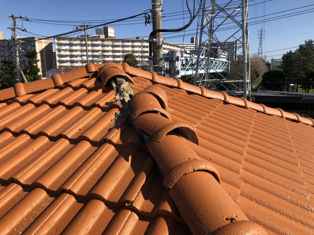 瓦屋根の小修繕