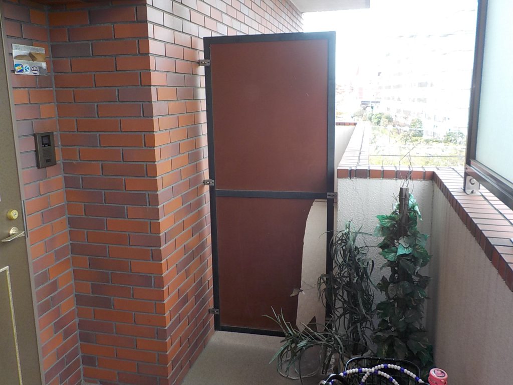 隔壁板交換