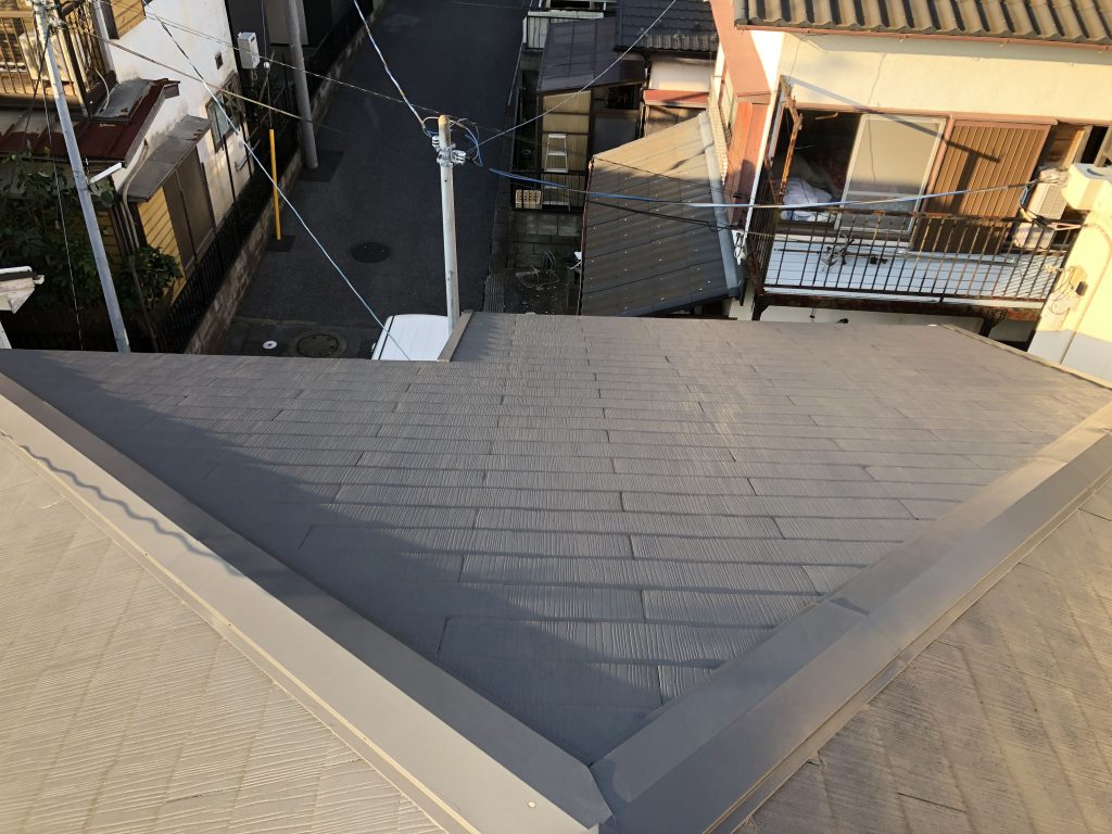 雪止め金具の設置|施工写真1