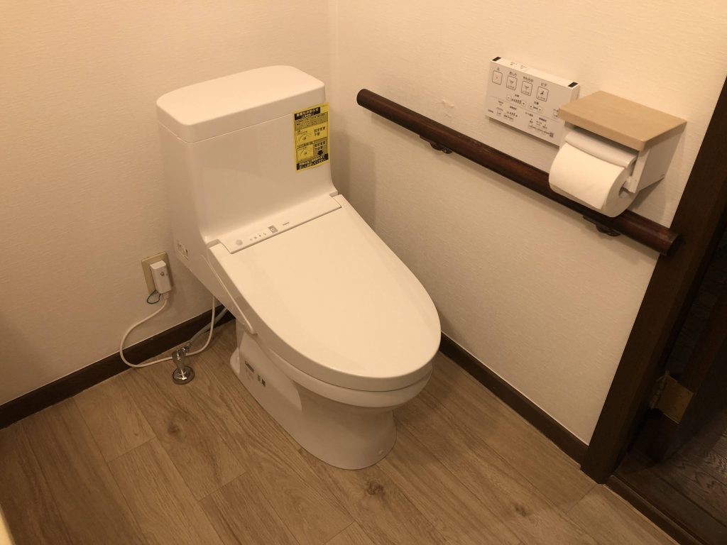 レストルーム・洗面化粧台交換|施工写真5