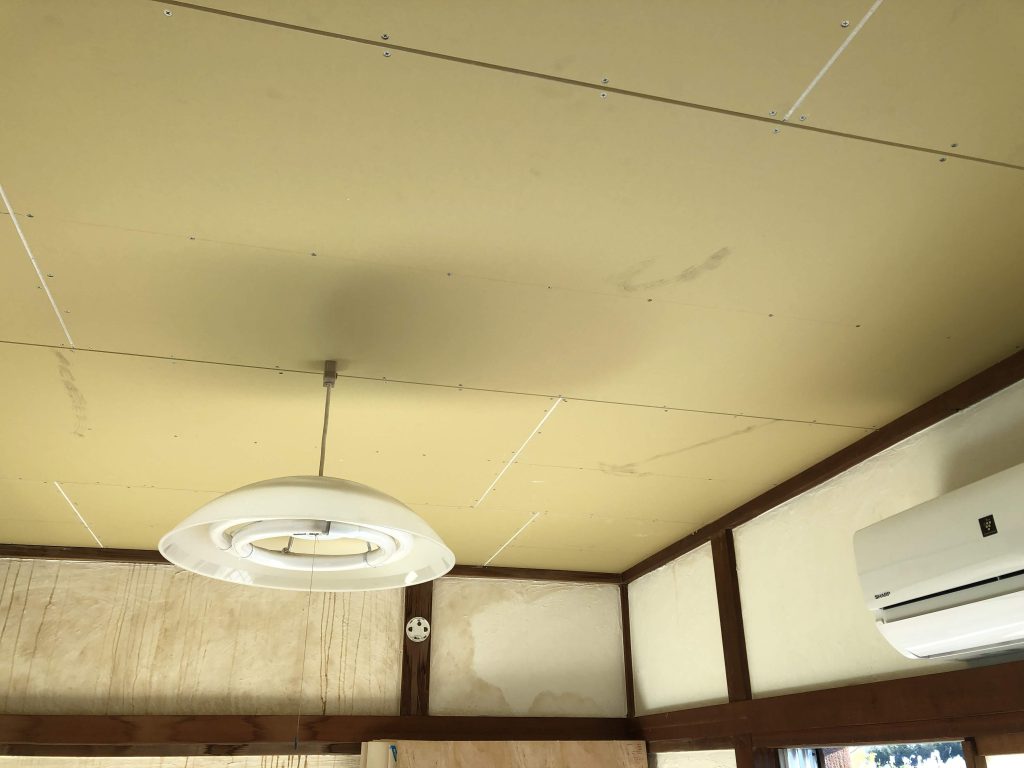 屋根破損による漏水 復旧内装工事|施工写真10