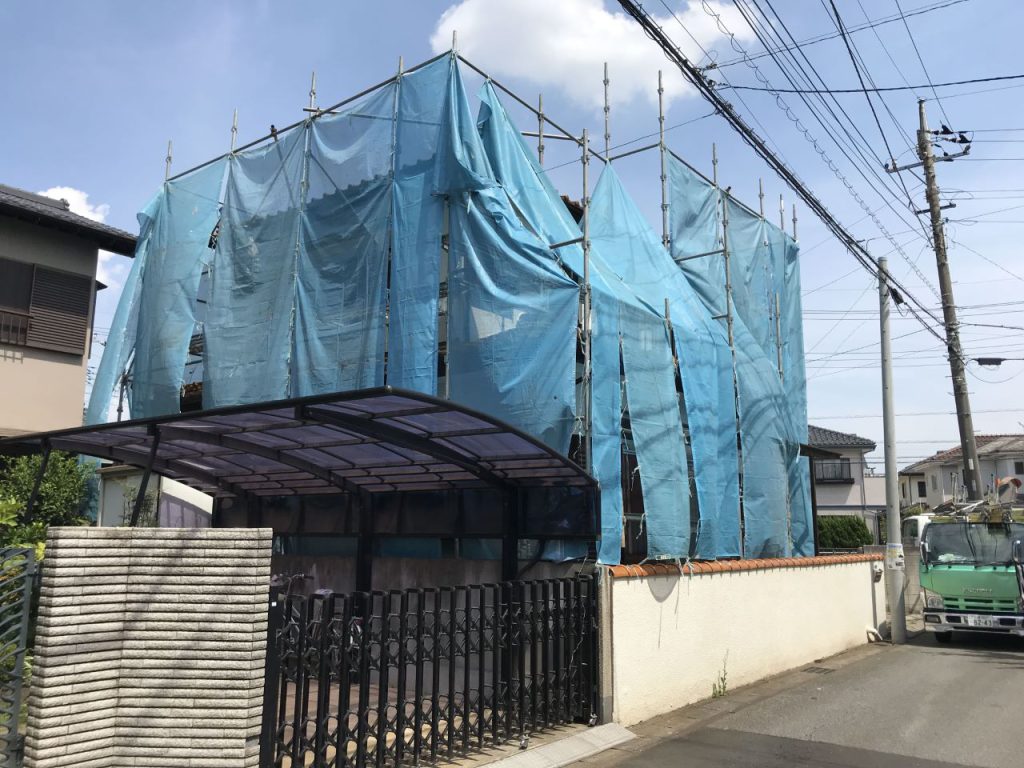 外装工事 塗装工事、軒天修繕工事、外構(フェンス撤去)|足場